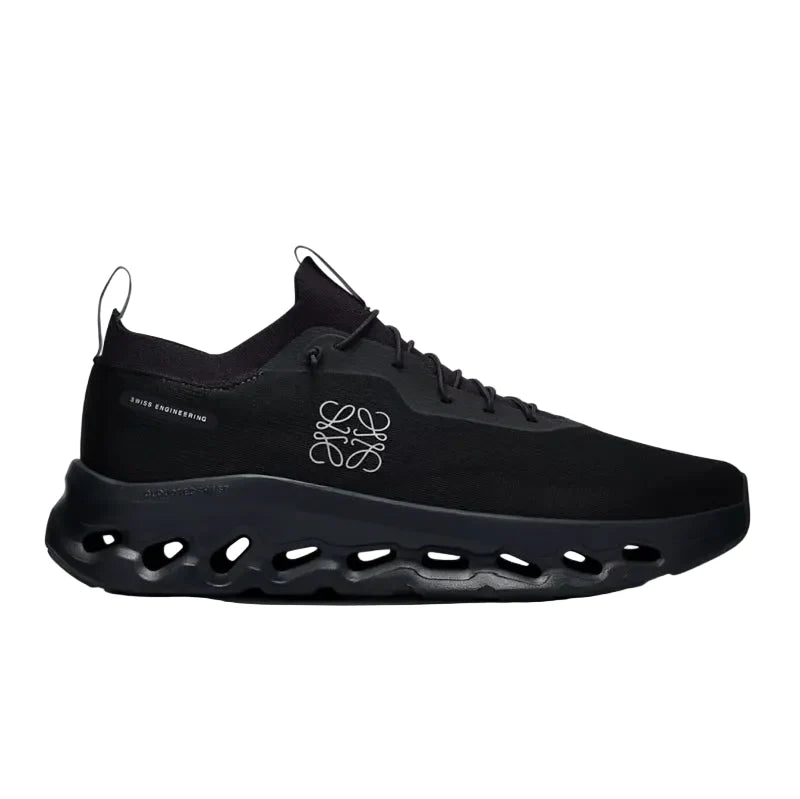 ON x LOEWE noir
